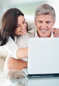 Senior-Couple-online